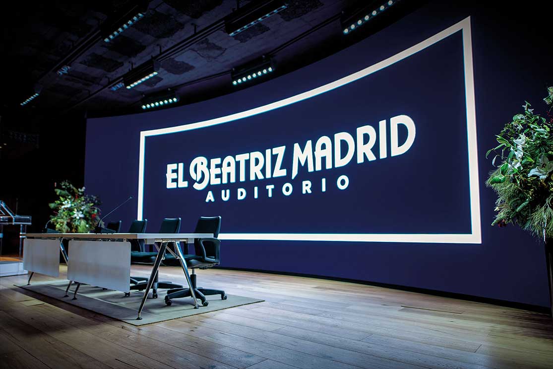auditorio-beatriz-pantalla